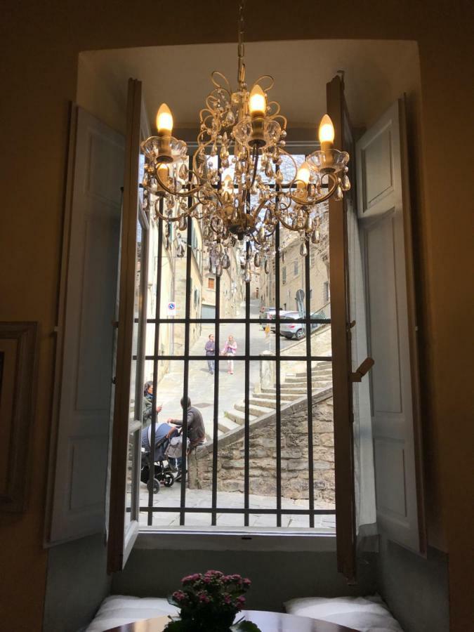 Апартаменты Casina Bella Кортона Экстерьер фото
